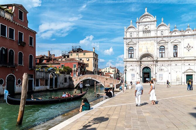 Venice Private Gondola Ride: Explore Hidden Canals and Sights - What the private format really gives you