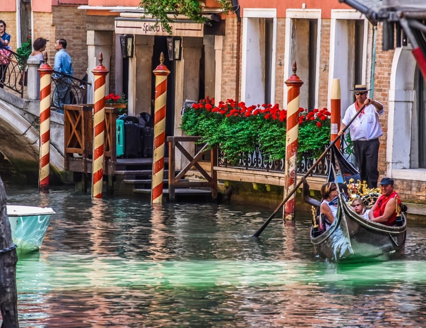 Venice: Private Grand Canal Gondola Ride from Rialto - Timing, weather, and comfort