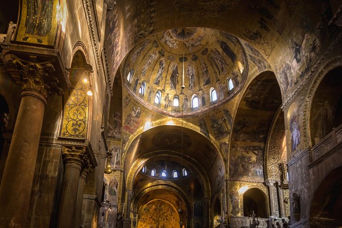 Venice's Best: Basilica, Doge's Palace, Gondola & History Gallery - The gondola ride through smaller canals and the Grand Canal