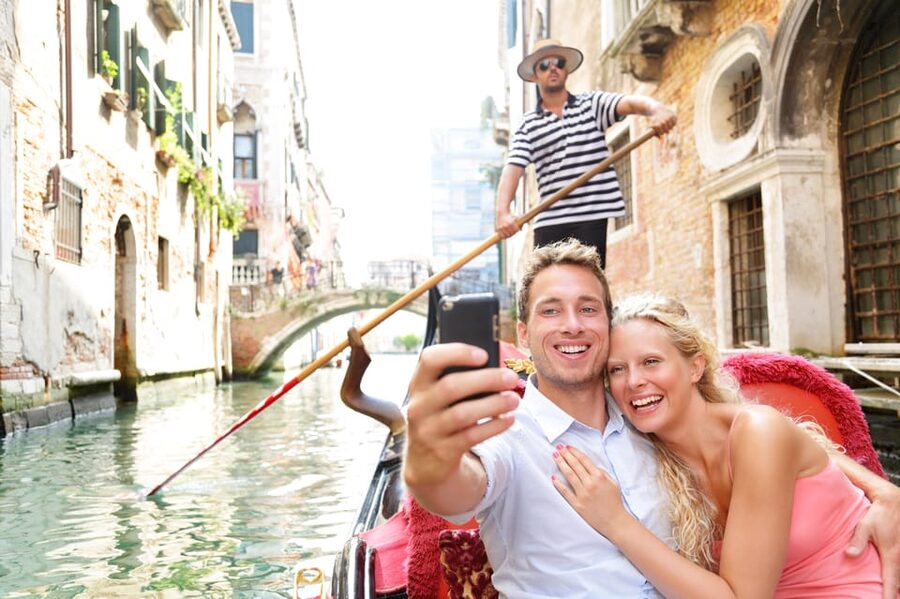 Venice: St. Mark's Basilica Guided Tour and Gondola Ride - Dress rules and what to carry inside