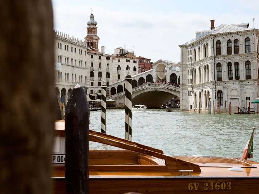 Venice: Vip Semi-Private Walking Tour with Gondola Ride - Rialto and the changing face of Venice