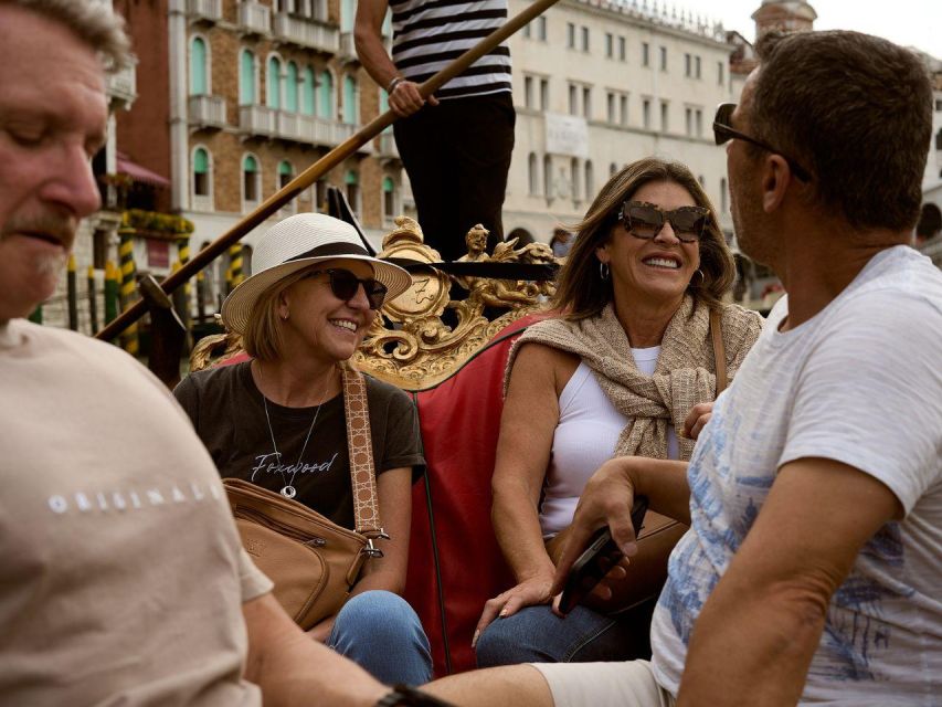 Venice: Vip Semi-Private Walking Tour with Gondola Ride - Castello and the quieter campos