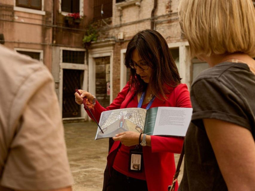 Venice: Vip Semi-Private Walking Tour with Gondola Ride - The gondola ride changes your view of Venice