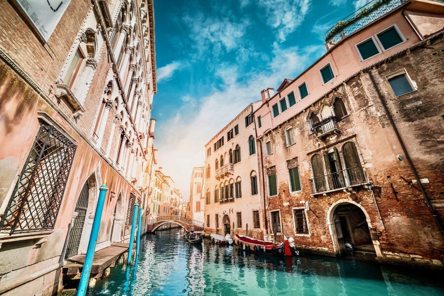 Venice: Walking Tour & Gondola Ride - From Saint Moisè Square to the gondola