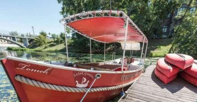Wroclaw: Old City Walk and Cruise with Small Gondola